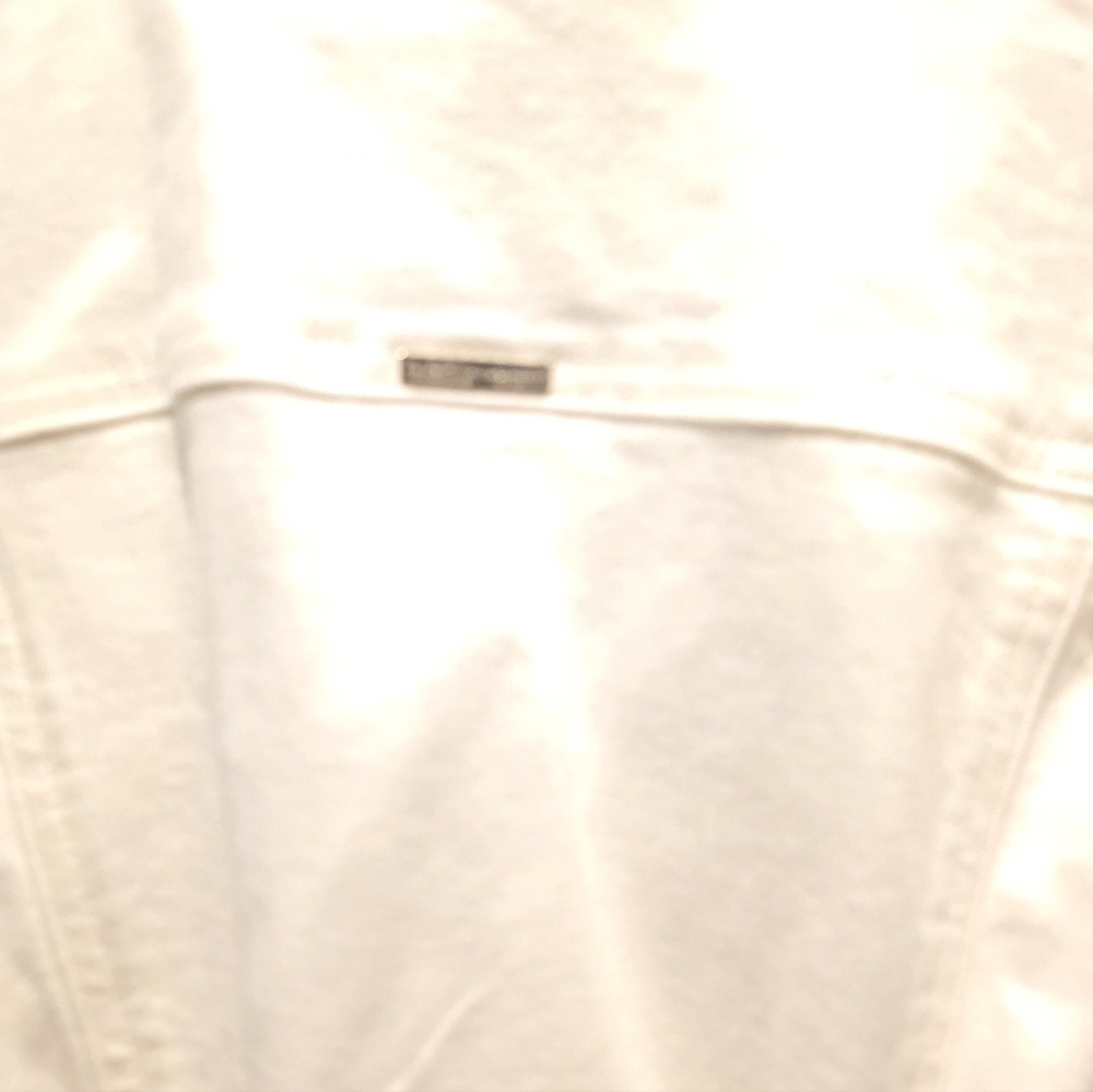 White DENIM JACKET - Picture 9 of 9